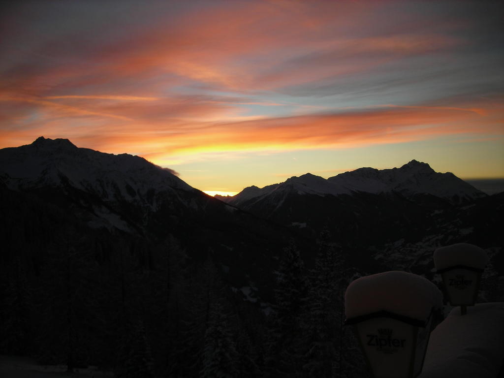 Skihuette Zams Pokoj fotografie
