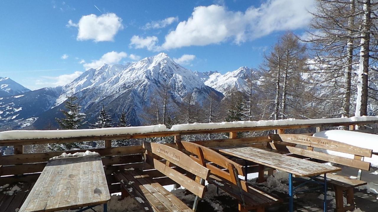 Skihuette Zams Exteriér fotografie